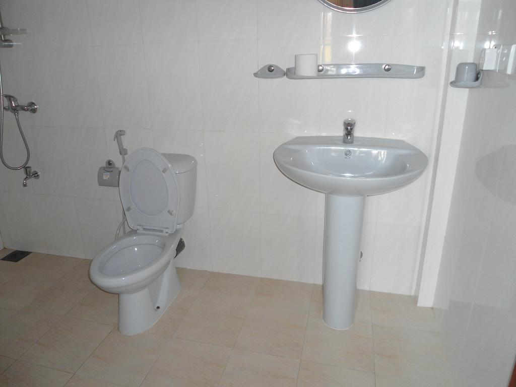 Main Reef Guest House Hikkaduwa Bilik gambar