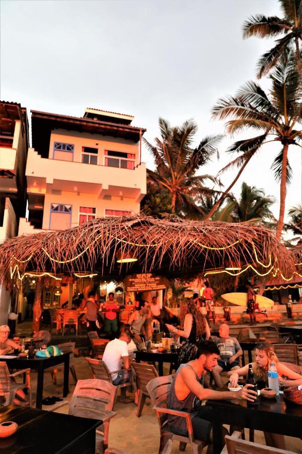 Main Reef Guest House Hikkaduwa Luaran gambar